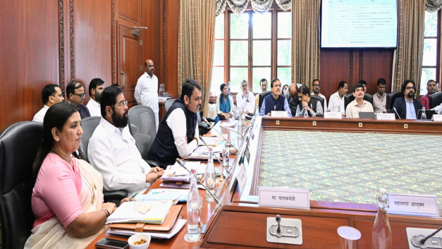 नागपूर शहराभोवती बाह्यवळण रस्ता, ४ वाहतूक बेट, आंतरराष्ट्रीय व्यापार आणि आर्थिक केंद्रास मंजुरी